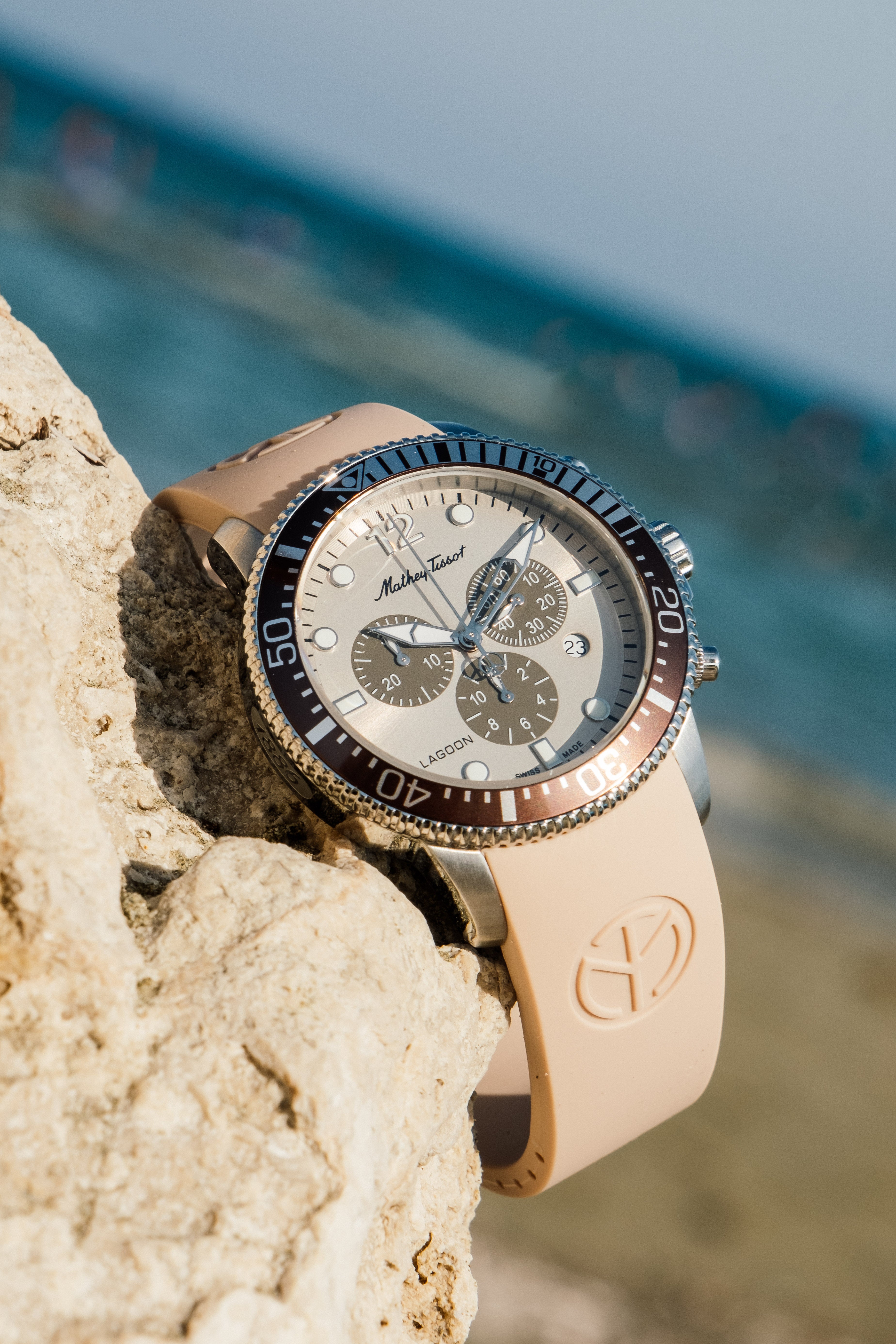 Lagoon H123CHLBM – Mathey-Tissot