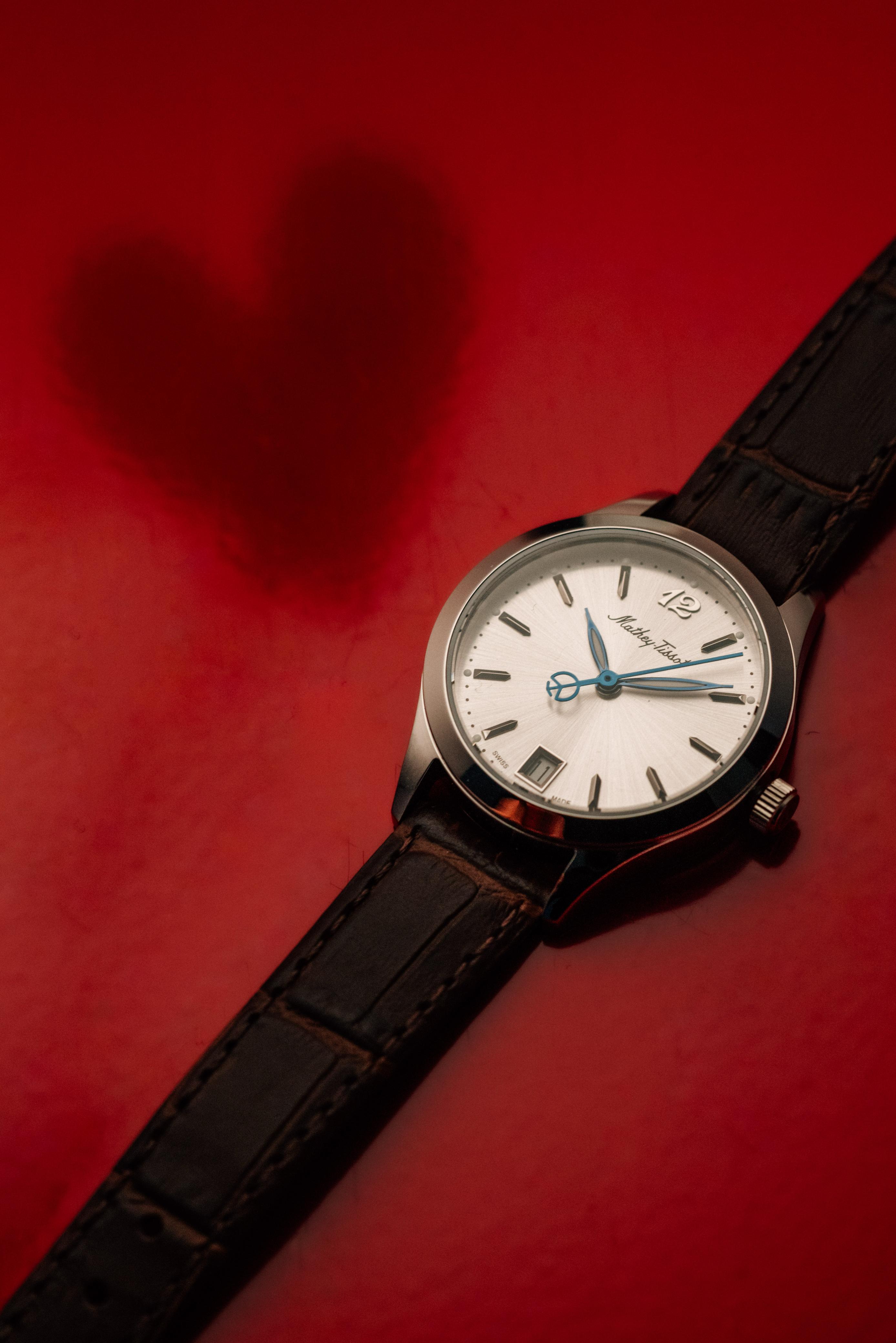 Urban Leather D411AS – Mathey-Tissot